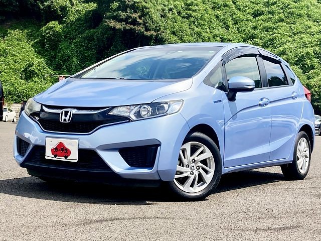 Honda fit hybrid 2016