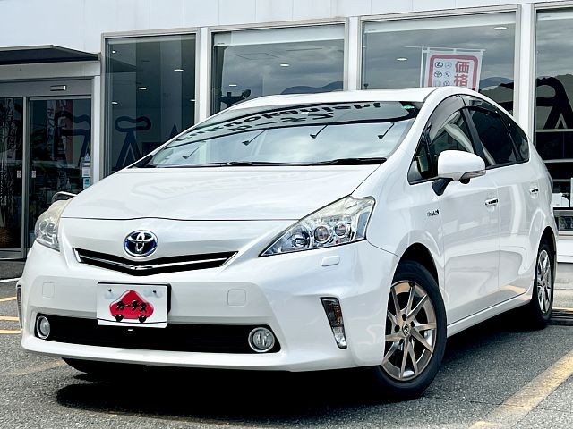 Toyota priusａ 2014