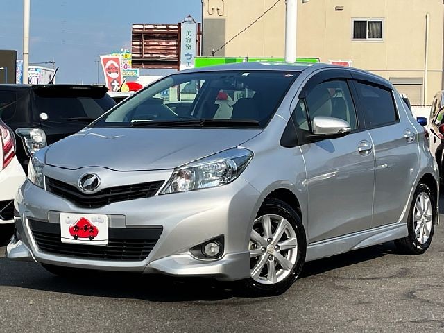 Toyota Vitz ５Ｄ 2014