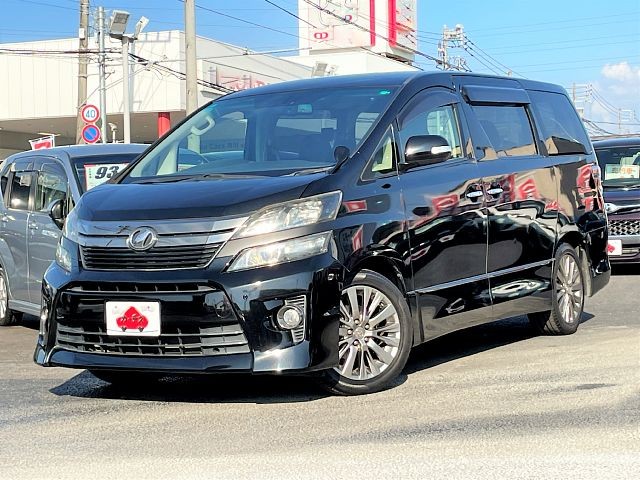 Toyota Vellfire 2013