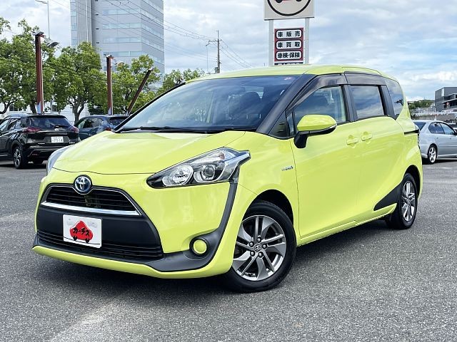 Toyota sienta hybrid 2016