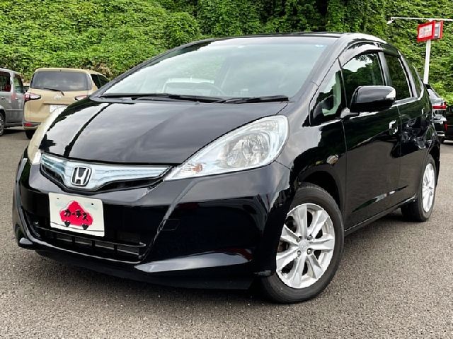 Honda fit hybrid 2011