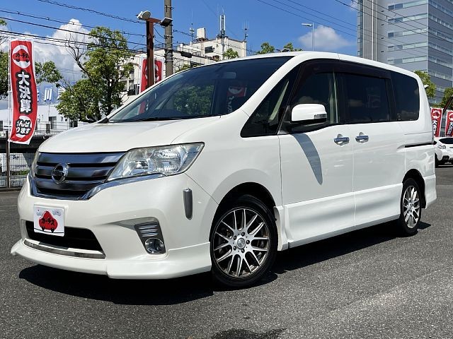 Nissan Serena 2012