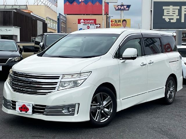 Nissan elgrand 2012